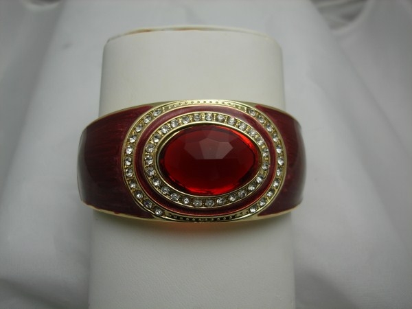 Bengal Fashion Bracelet Red